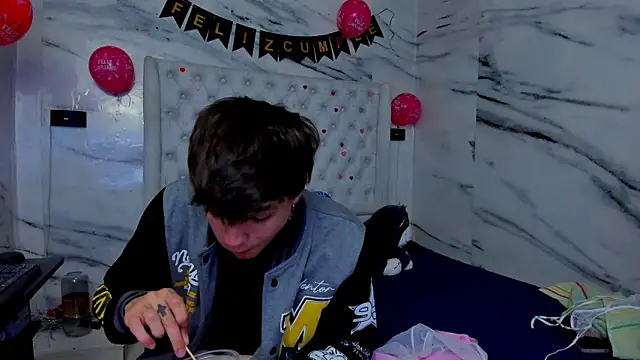 Ari and Storm online show from 03-04-26, 02:14