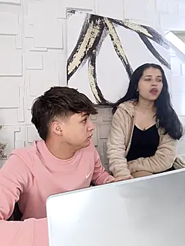 Ari and Storm online show from 04-18-26, 03:47