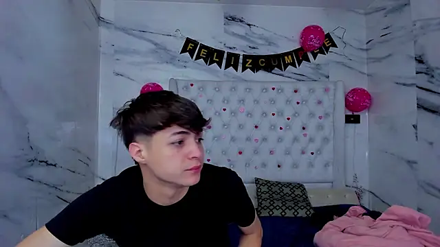 Ari and Storm online show from 03-13-26, 01:38