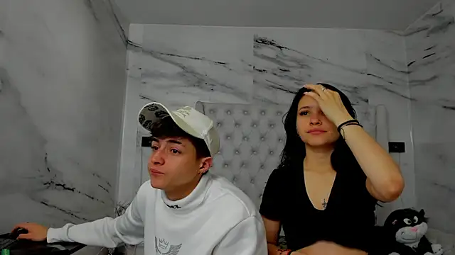 Ari and Storm online show from 01-08-26, 02:23