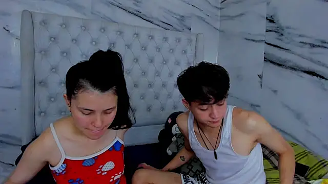 Ari and Storm online show from 02-01-26, 11:41