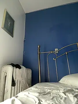 Snapshot of stevo170t chatting on 05-09-26, 11:35 stevo170t online show from 05-09-26, 11:35