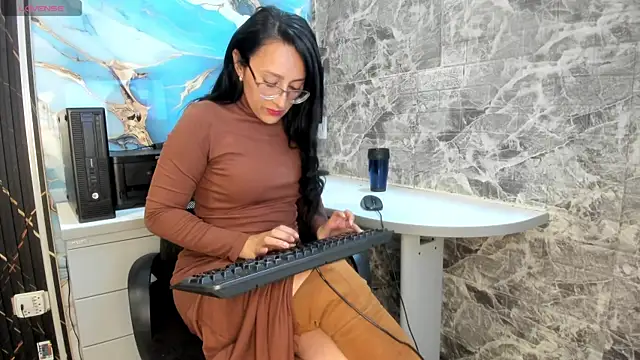 Scarlett 14  online show from 04-14-26, 07:08