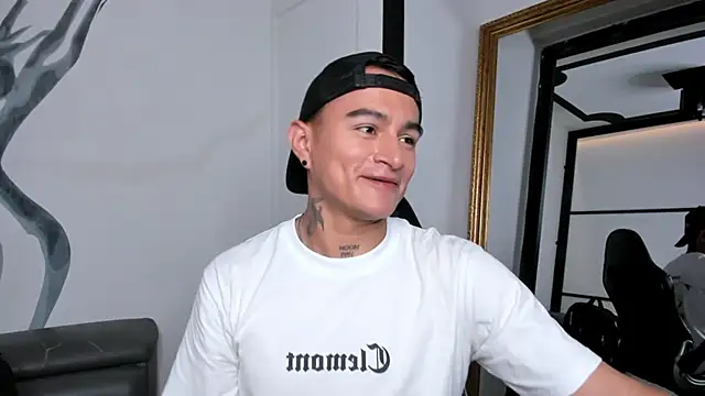 LiamDeep online show from 10-04-25, 06:31