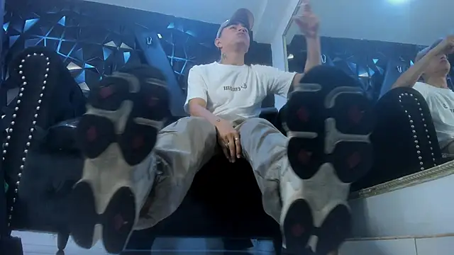 LiamDeep online show from 03-23-26, 08:08