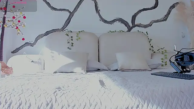 LiamDeep online show from 12-21-25, 09:04