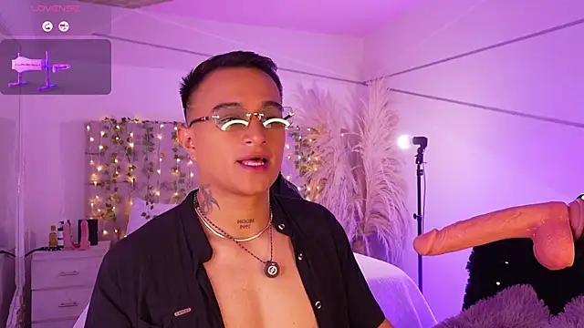 LiamDeep online show from 12-22-25, 11:16