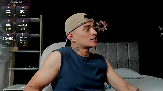 LiamDeep online show from 05-15-26, 07:56