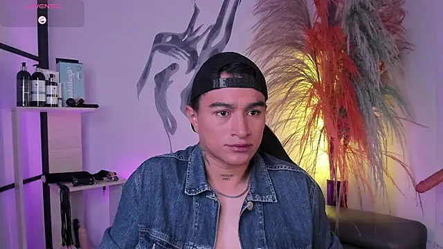 LiamDeep online show from 11-02-25, 09:53