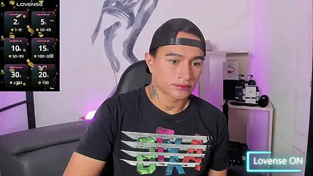 LiamDeep online show from 11-07-25, 08:57