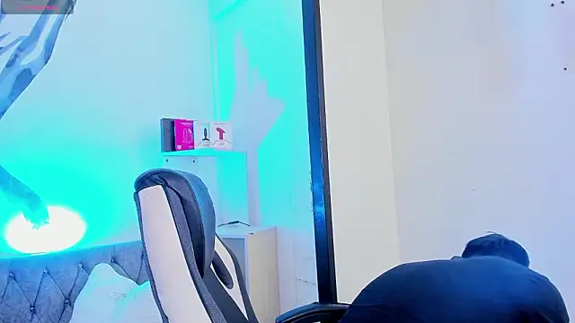 LiamDeep online show from 03-10-26, 07:51