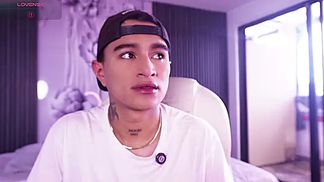 LiamDeep online show from 02-08-26, 08:39