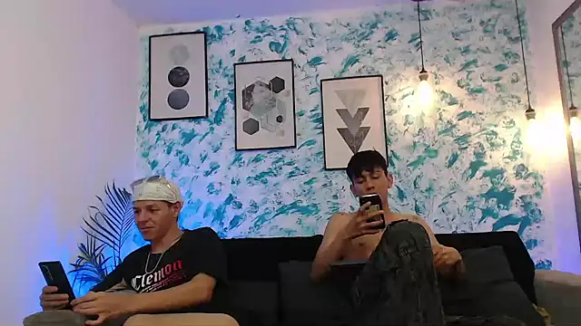 Marcus and Tony online show from 09-23-25, 04:41