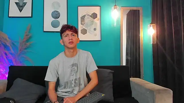 Marcus and Tony online show from 01-08-26, 03:34