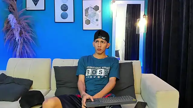 Marcus and Tony online show from 02-17-26, 03:48