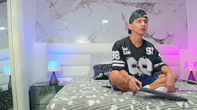 Marcus and Tony online show from 03-28-26, 08:43