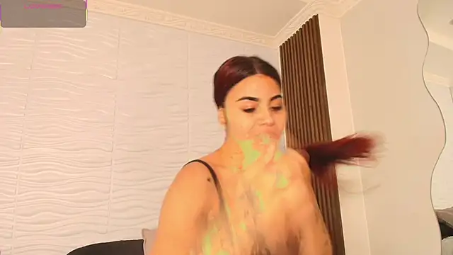 KimberlyLoren online show from 10-03-25, 04:14