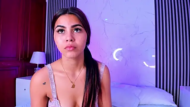 KimberlyLoren online show from 10-11-25, 09:16