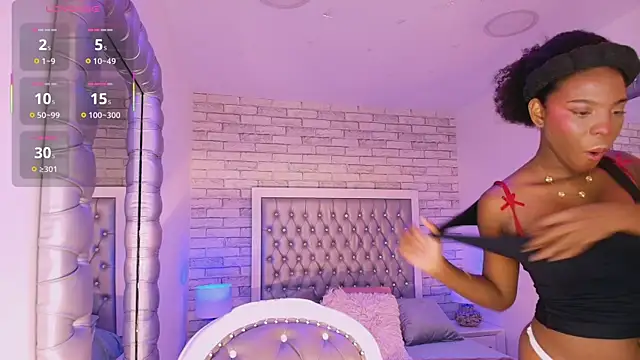 AmiraMorgan online show from 12-22-25, 03:50