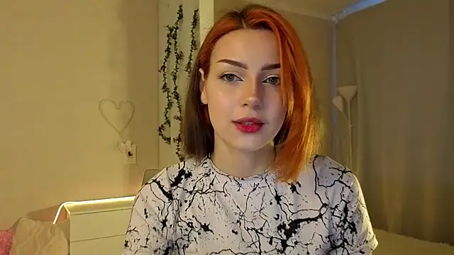 Snapshot of PurrrBerry chatting on 09-15-25, 03:29 PurrrBerry online show from 09-15-25, 03:29