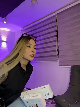 SkyThompson online show from 11-09-25, 05:22