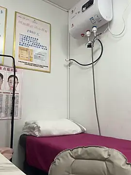 Baby-mmm online show from 03-17-26, 04:04