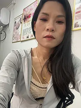 Baby-mmm online show from 04-10-26, 05:03