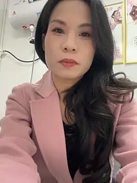 Baby-mmm online show from 11-21-25, 04:55