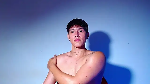 rowanbigboy23 online show from 04-11-26, 11:19