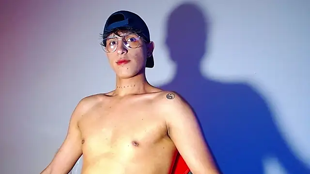 rowanbigboy23 online show from 12-19-25, 07:49