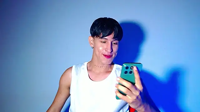 rowanbigboy23 online show from 11-28-25, 02:34