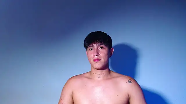 rowanbigboy23 online show from 04-17-26, 05:54