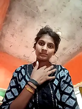 Snapshot of Jyoti_thakurr chatting on 09-22-25, 06:41 Jyoti thakurr online show from 09-22-25, 06:41