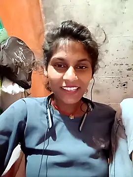 Snapshot of Jyoti_thakurr chatting on 09-16-25, 09:16 Jyoti thakurr online show from 09-16-25, 09:16