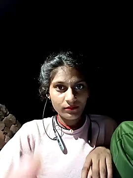 Snapshot of Jyoti_thakurr chatting on 09-17-25, 03:47 Jyoti thakurr online show from 09-17-25, 03:47