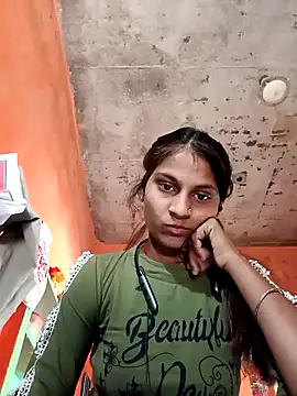 Snapshot of Jyoti_thakurr chatting on 11-03-25, 05:45 Jyoti thakurr online show from 11-03-25, 05:45