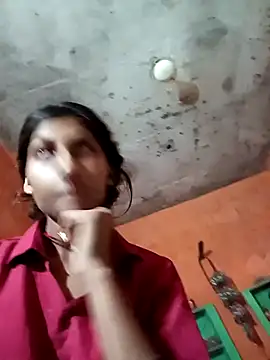 Snapshot of Jyoti_thakurr chatting on 09-19-25, 06:50 Jyoti thakurr online show from 09-19-25, 06:50