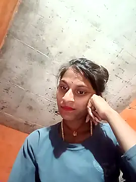 Snapshot of Jyoti_thakurr chatting on 10-26-25, 12:49 Jyoti thakurr online show from 10-26-25, 12:49