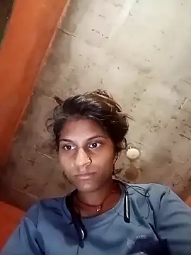 Snapshot of Jyoti_thakurr chatting on 09-23-25, 03:52 Jyoti thakurr online show from 09-23-25, 03:52