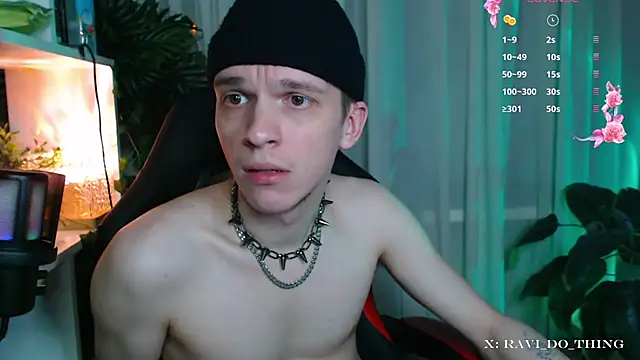 frozen boy online show from 11-14-25, 04:32