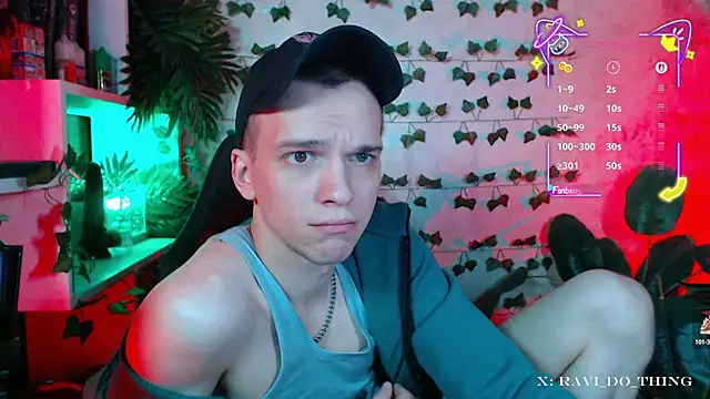 frozen boy online show from 09-24-25, 04:57