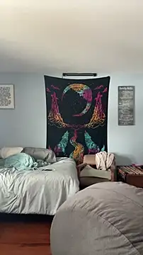 Lunablu13 online show from 12-15-25, 04:46