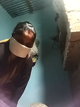 Sheema tyagi online show from 11-24-25, 08:42