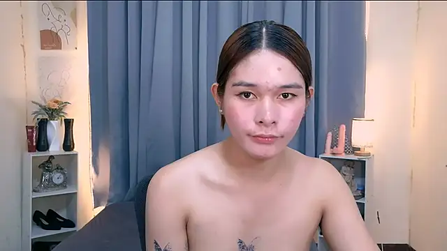 Snapshot of sassymimi69 chatting on 06-28-26, 01:39 sassymimi69 online show from 06-28-26, 01:39
