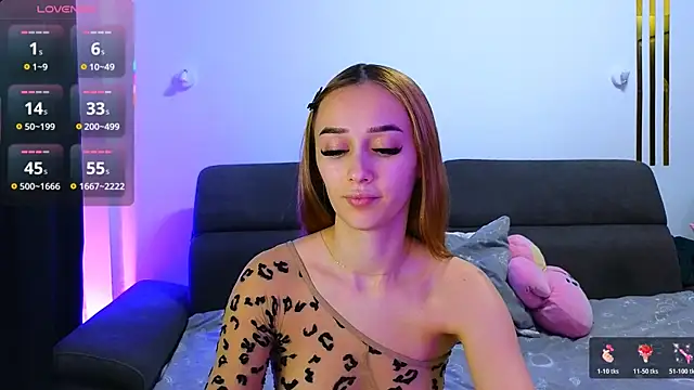 AmyKent  online show from 11-30-25, 03:46