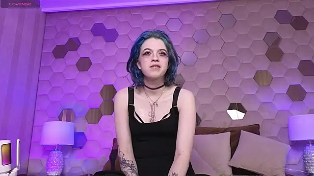 NoelleGothicShadow online show from 01-10-26, 11:33