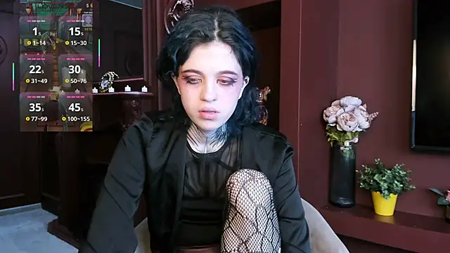 NoelleGothicShadow online show from 04-17-26, 10:34