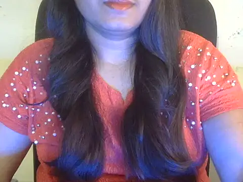 Snapshot of Aanya_Hazel chatting on 09-25-25, 04:46 Aanya Hazel online show from 09-25-25, 04:46