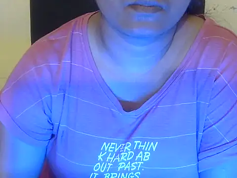 Snapshot of Aanya_Hazel chatting on 09-09-25, 06:17 Aanya Hazel online show from 09-09-25, 06:17