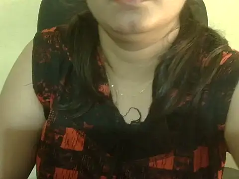 Snapshot of Aanya_Hazel chatting on 10-01-25, 04:33 Aanya Hazel online show from 10-01-25, 04:33